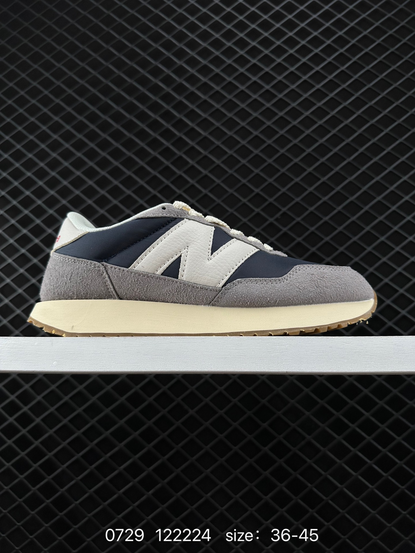 New Balance MS327 New Balance MS327